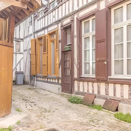 Le Repaire Des Templiers 6 Pers